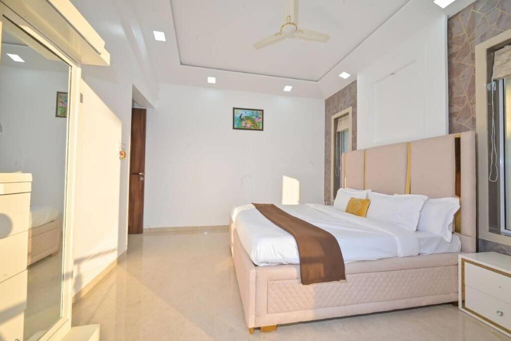 Royal Paradise Villa โลนาวาลา ภายนอก รูปภาพ