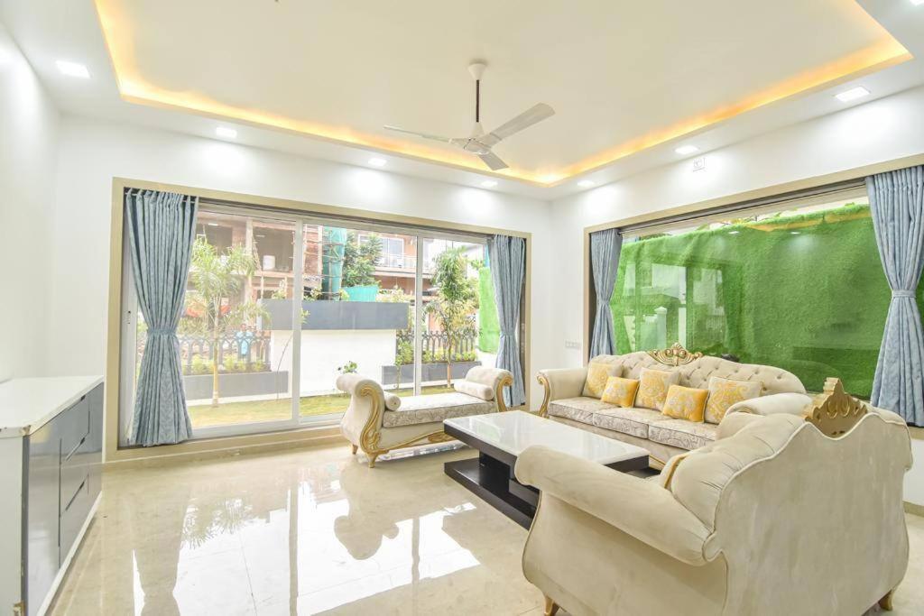 Royal Paradise Villa โลนาวาลา ภายนอก รูปภาพ