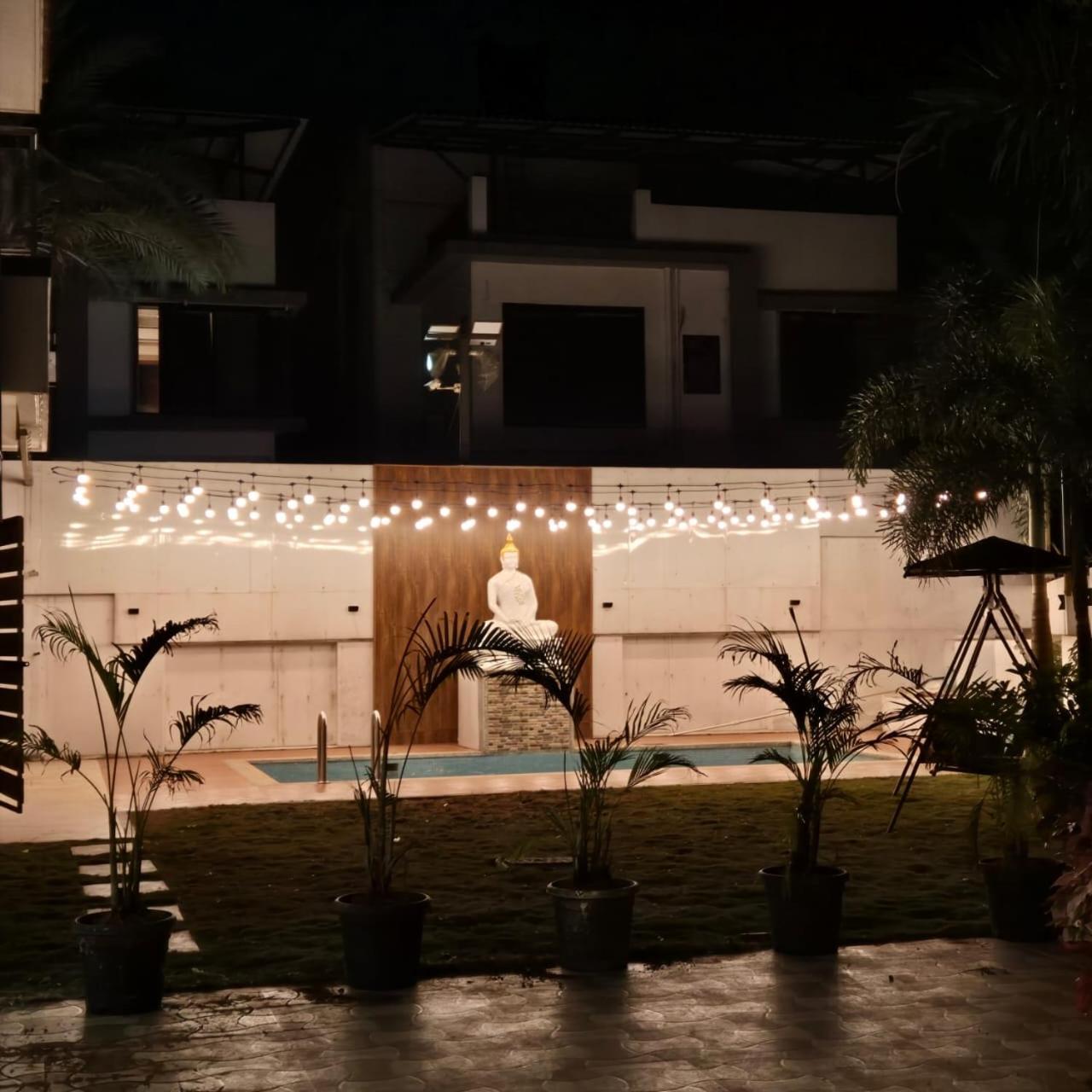 Royal Paradise Villa โลนาวาลา ภายนอก รูปภาพ